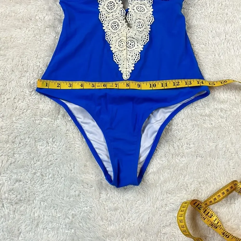 Cupshe lace plunge blue and cream one piece swimsuit,‎ size small